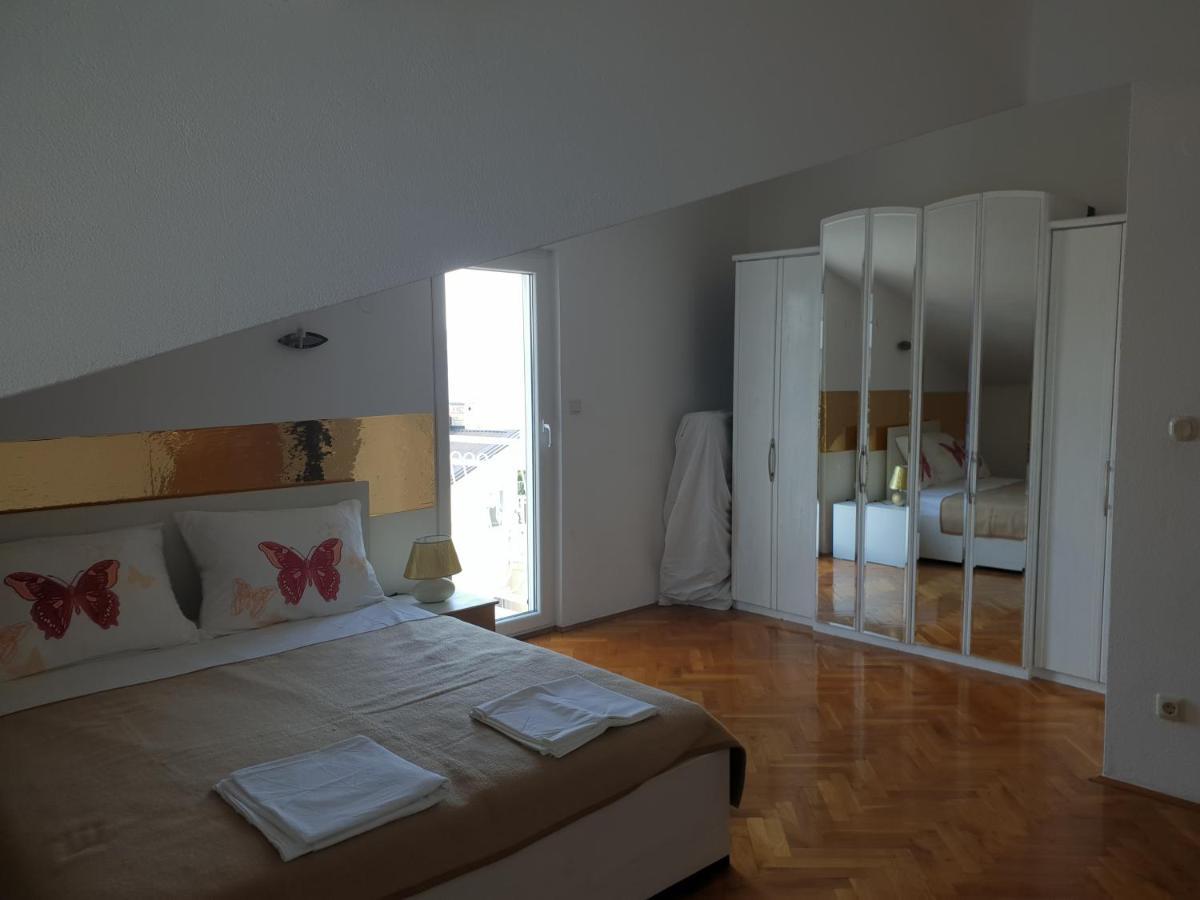 Apartments Mercep Omiš Kültér fotó